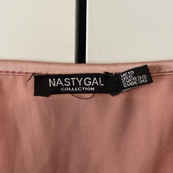 Nasty Gal Rose Cowl neck satin bodysuit - Picture 7 of 7